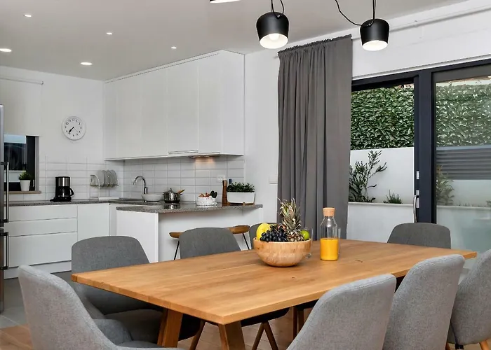 Villa Mendula Makarska