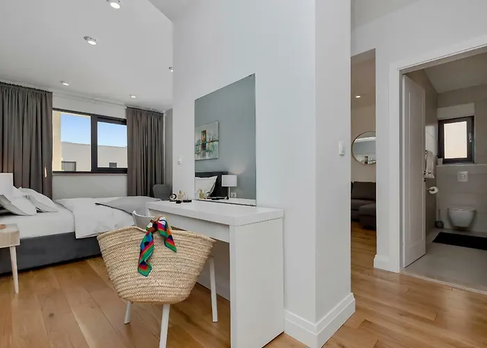 Mendula 빌라 마카르스카